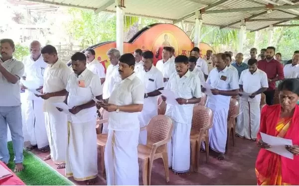 தமிழரசின் பிரதேச சபை உறுப்பினர்கள் கிளிநொச்சியில் சத்தியப்பிரமாணம்